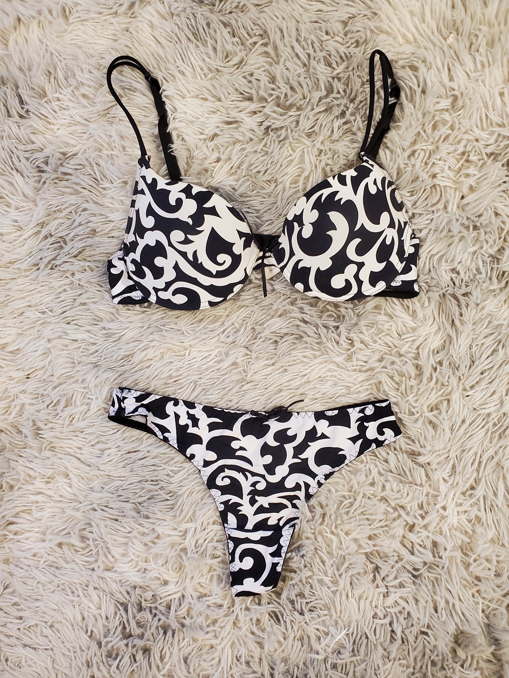 La Vie En Rose Black and White Printed Bra & Thong Set